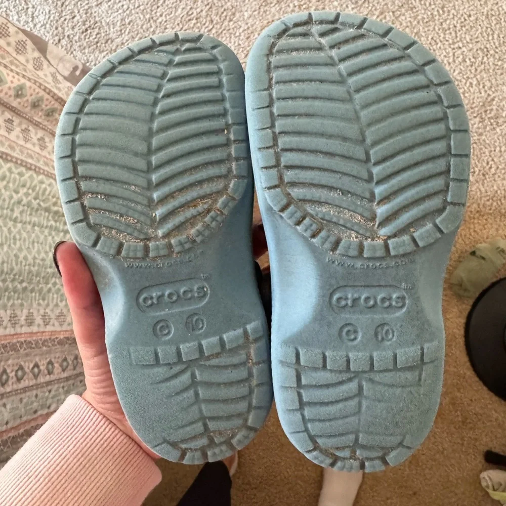 CROCS fun comfortable